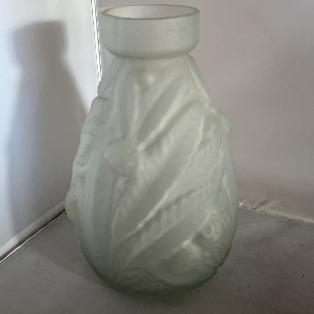 Frosted Glass Vase Flowers Leaves Signed Muller Fres Lunéville